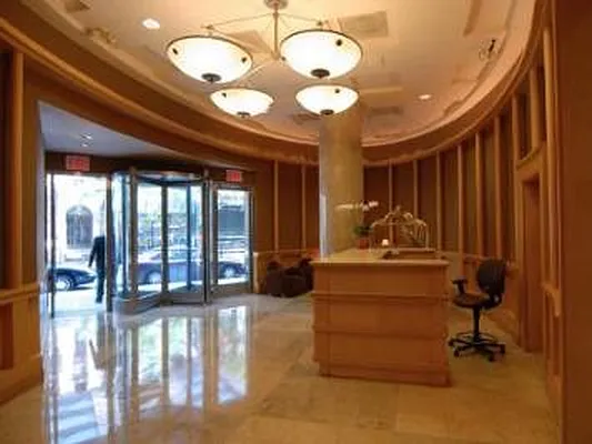 Rented by Voyeur Real Estate LLC | media 30