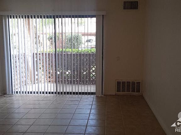 3rd image of 78650 Avenue 42 APT 1603