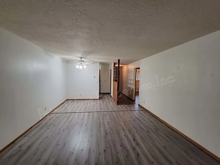 12175 SW Allen Blvd — Photo 6