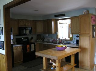 194 West St, Barton, VT 05822