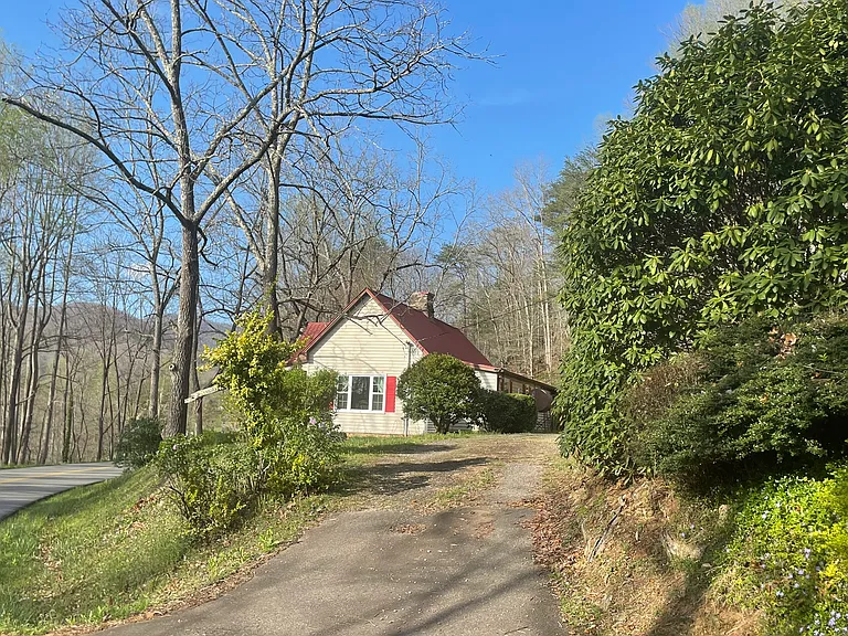 926 Lower Trackrock Rd — Photo 16