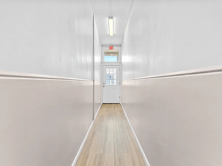 420 Saint Pauls Ave #3L — Photo 8