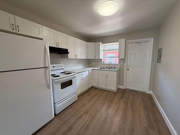2nd image of 1520 N J St APT 2