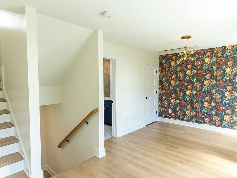 110 Duke St — Photo 20