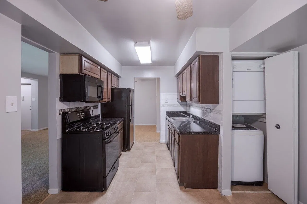 The Flats at Columbia Pike — Photo 3