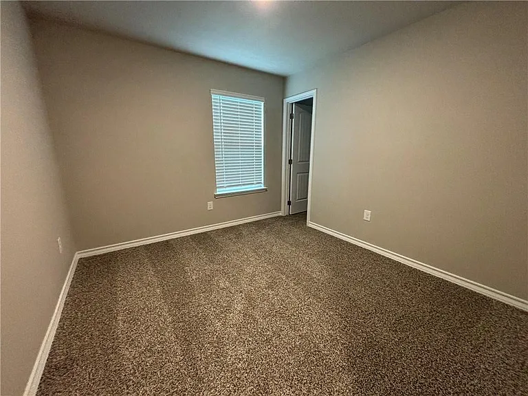 2243 Medusa Dr — Photo 9