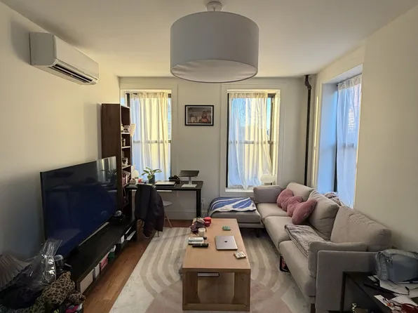 151 Fourth Avenue image 1 of 9