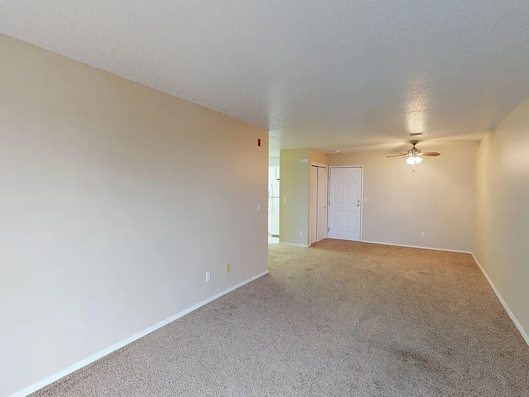 Sierra Vista Apartments — Photo 102