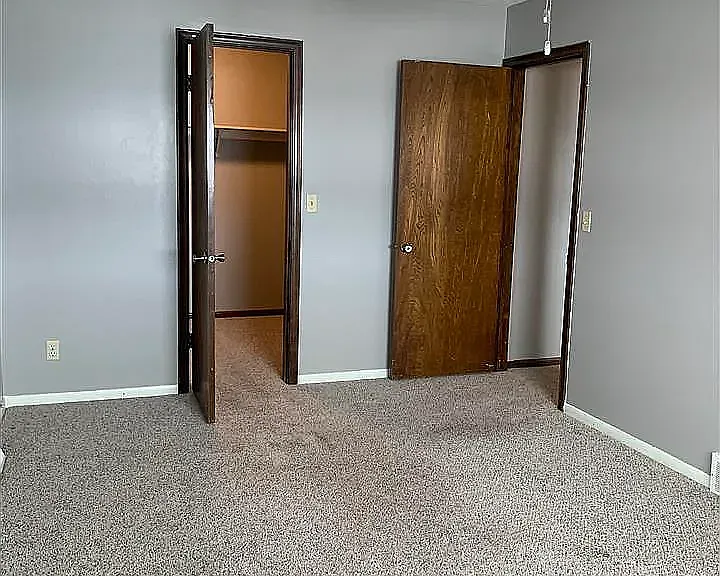 11336 Camden Ave — Photo 8