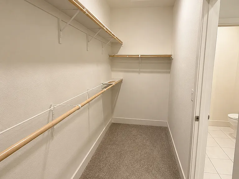 2020 Petunia Dr — Photo 4