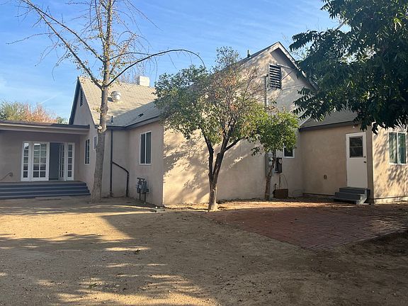 2nd image of 219 Lincoln St