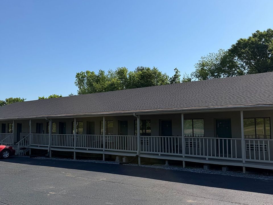 2nd image of 490 Haygood Rd #4