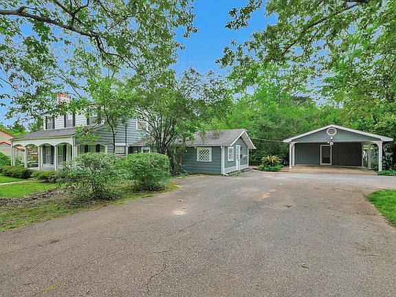 4th image of 908 Southwood Dr