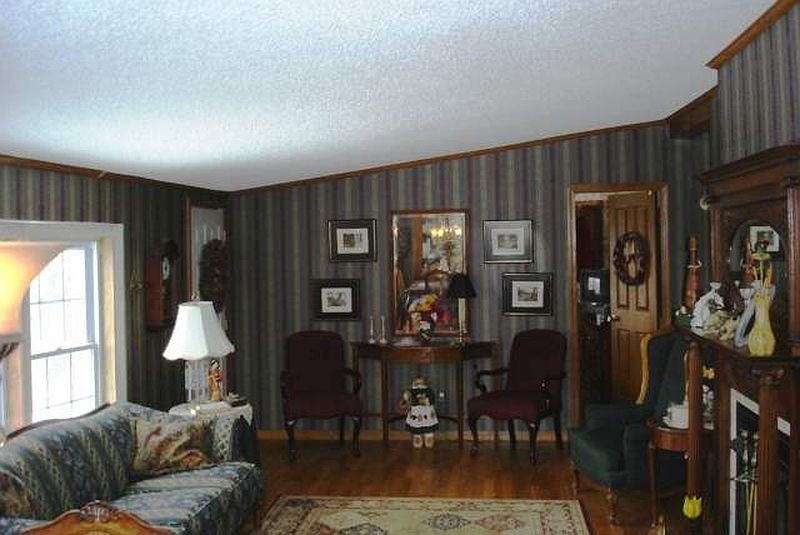 4th image of 640 GOTT Road
