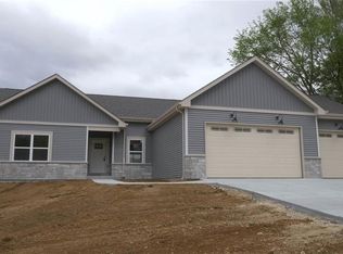 824 Evergreen Dr, Brownsville, WI 53006