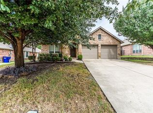 113 Cole St, Forney, TX 75126