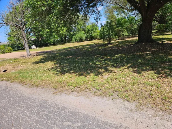 2331 64th St, Port Arthur, TX 77640