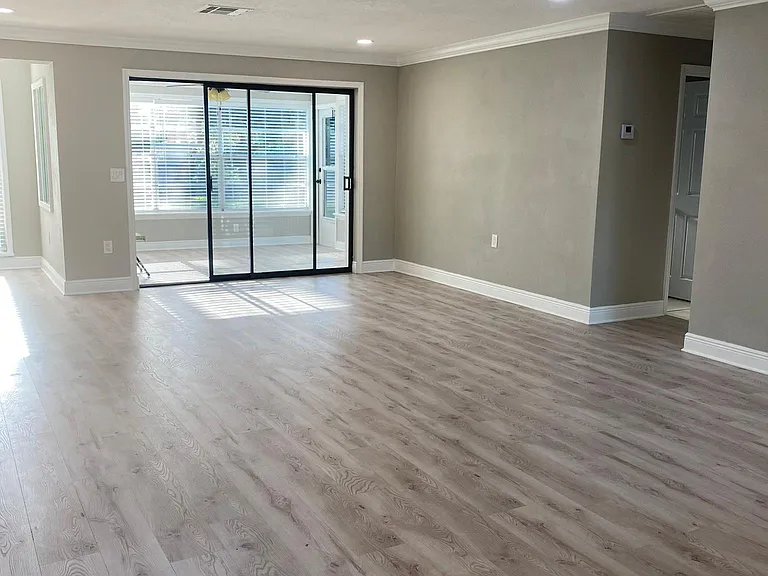 11552 Oval Dr E — Photo 5