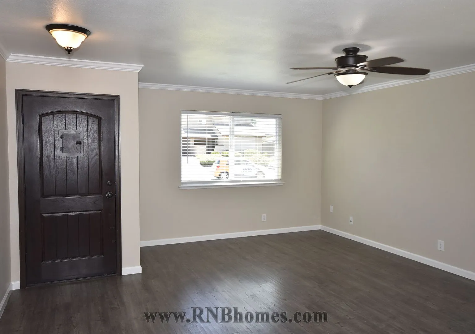 5578 Coronado Way — Photo 3
