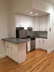 Rented by Metropolis Real Estate of Manhattan