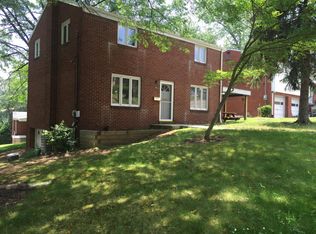 1401 Carnahan Rd, Pittsburgh, PA 15220