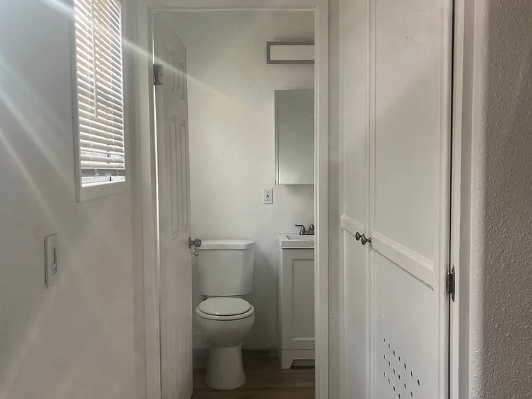 842 Alamitos Ave — Photo 6