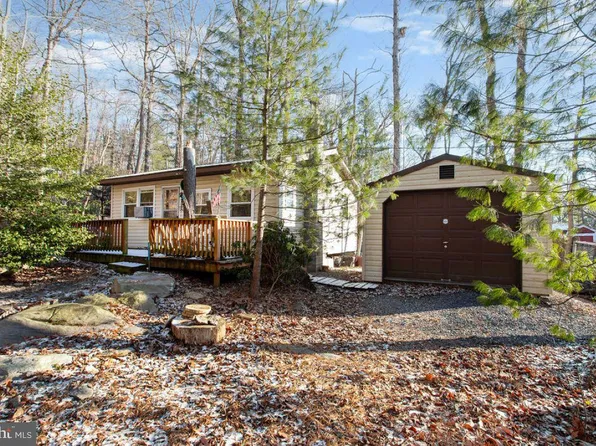 85 Maple Ln, Orrtanna, PA 17353