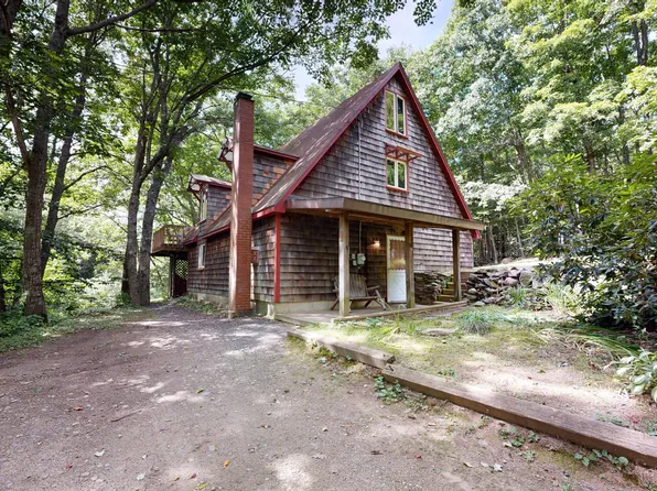 78 Oak Hill Road, Wales, ME 04280