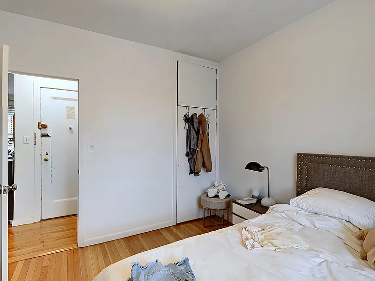 315 W 19th St #51 — Photo 6