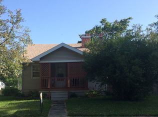 819 N 6th Ave E, Newton, IA