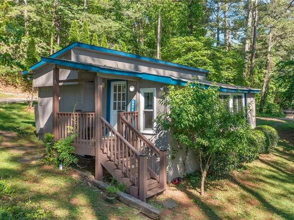 135 Marina Ct, Canton, GA 30114