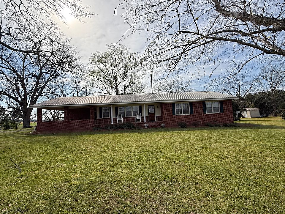 Front view of home