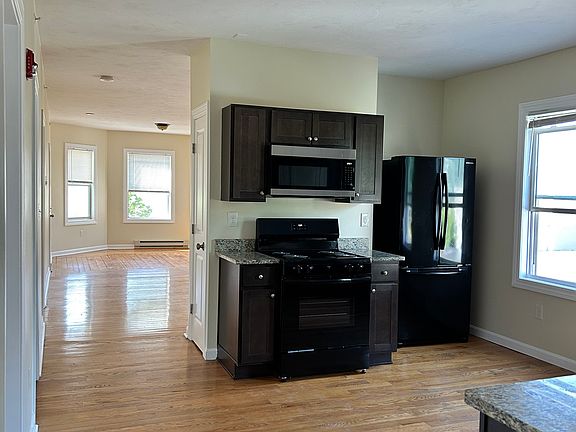 5th image of 327 Hamilton St #2