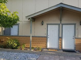 1415 Mishka Ct APT 2, Redding, CA 96003