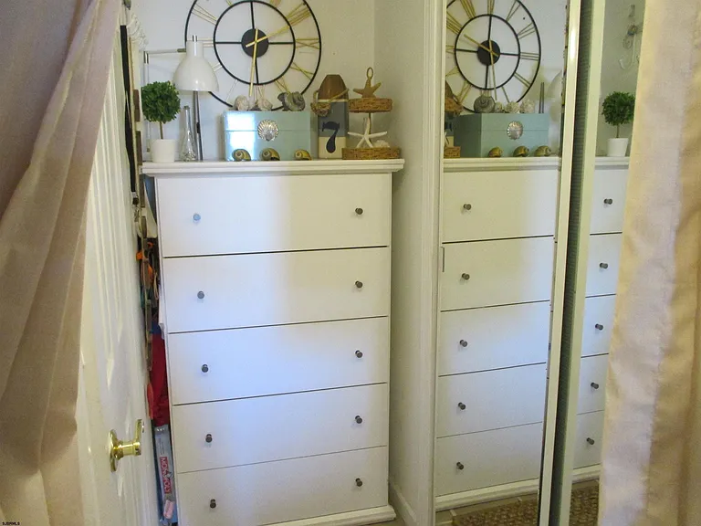 9201 Atlantic Ave #7 — Photo 8