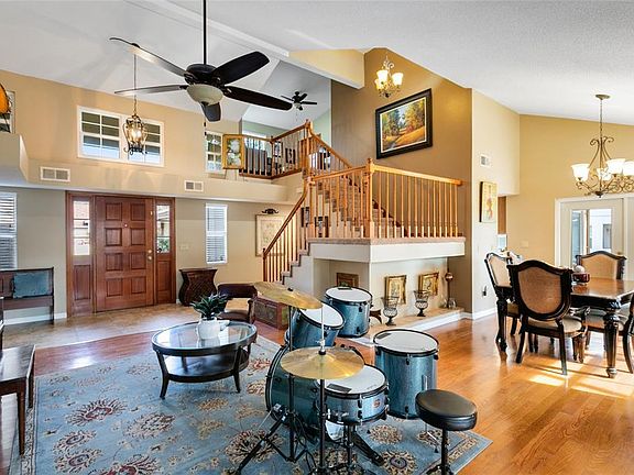 3rd image of 3950 Haynes Cir