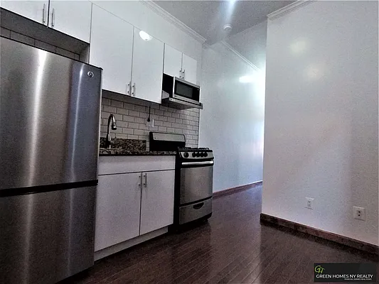 Rented by Green Home NY Realty LLC | media 26