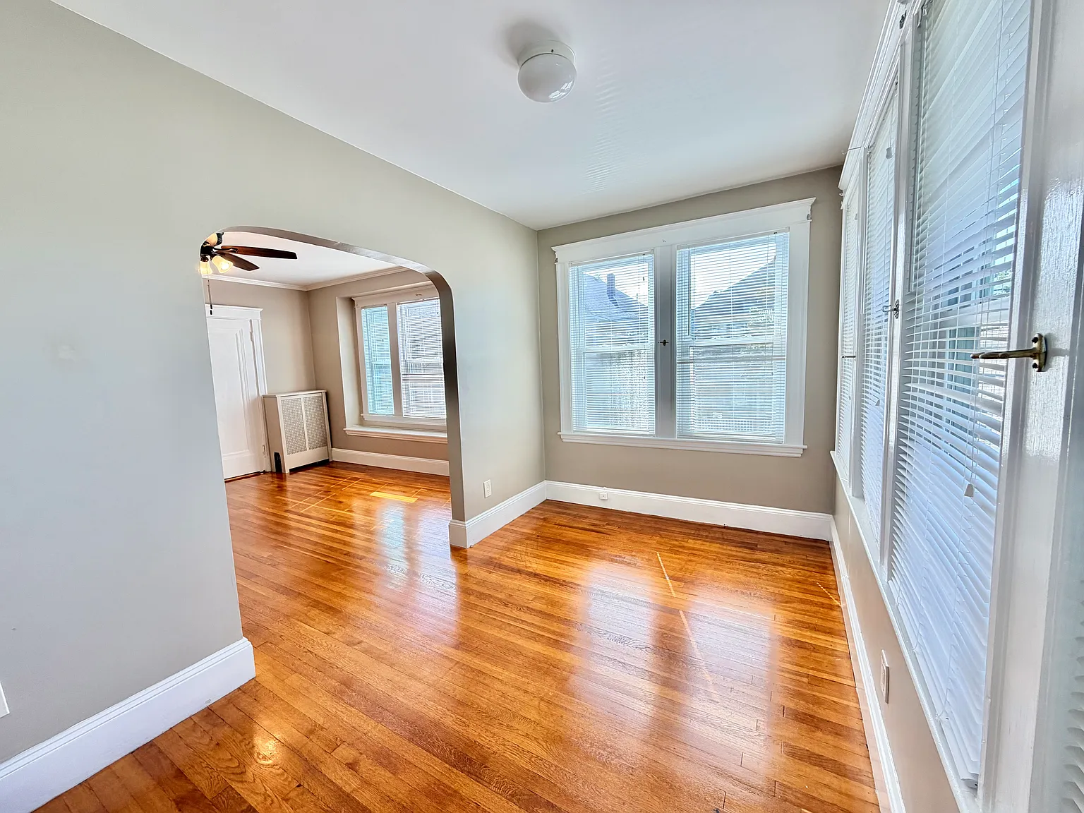 2 bed, 1596 sqft, $2,850 — Photo 4