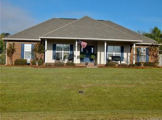 136 Meadowlane Ct, Wetumpka, AL 36092