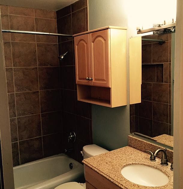 1st image of 228 W Craig Pl