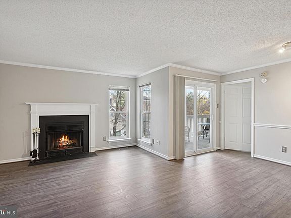 2nd image of 1536 Lincoln Way APT 203