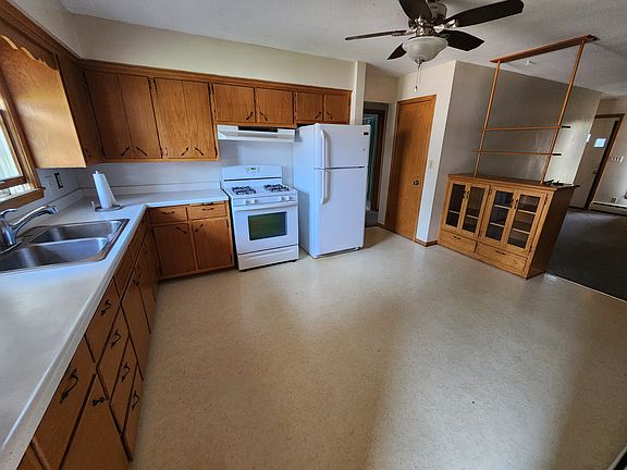 2nd image of 851 5th Ave S #2