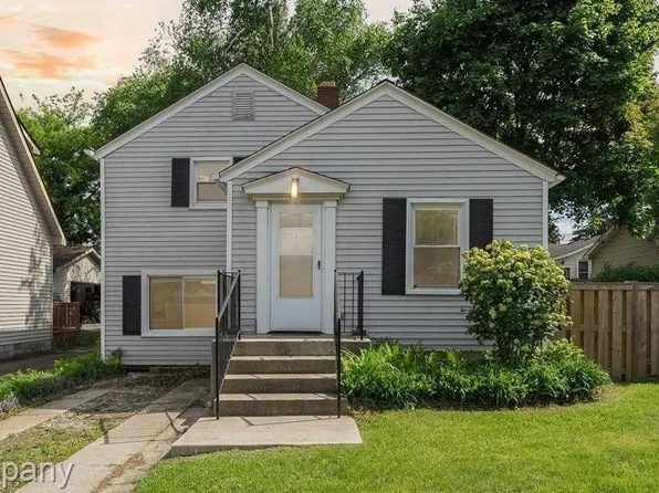 3040 Waukegan St, Auburn Hills, MI 48326