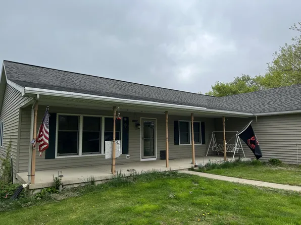 1170 S Lake Wilson Rd, Hillsdale, MI 49242