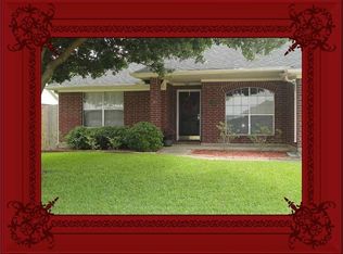 2121 Tower Bridge Rd, Pearland, TX 77581