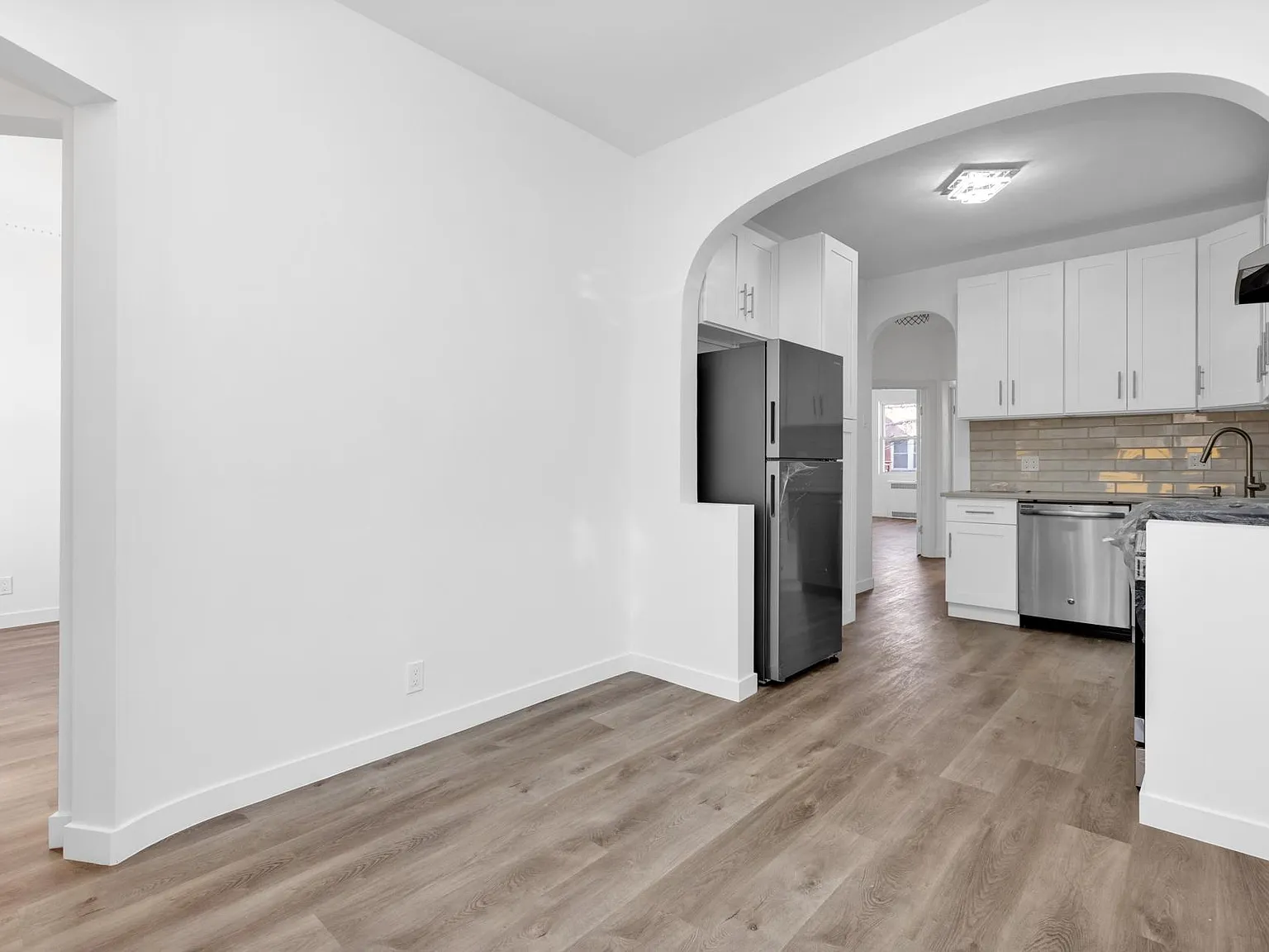 2930 Brighton 12th St — Photo 4