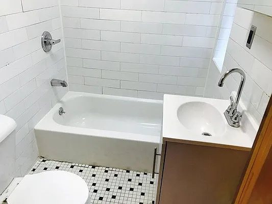 Rented by null | media 22