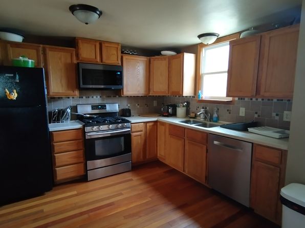 2931 Bradford Ln
