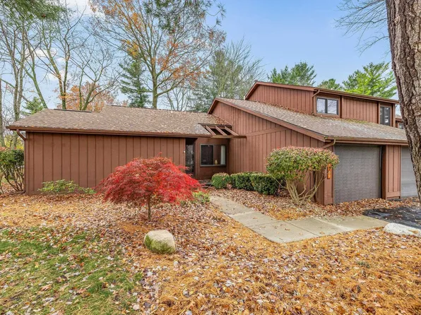 5100 Grandview Ct, Midland, MI 48640