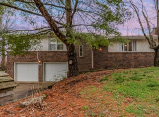 1105 E Samuel J St, Ozark, MO 65721